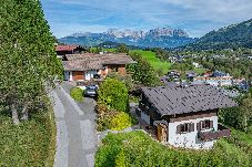 Chalet in Kitzbühel - Chalet Moralee – Kitzbühel, Whirlpool & Alpenblick 